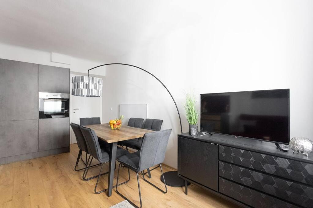 New Shalalaliving Vienna - Lovely Family Home Near Schoenbrunn - Pg Екстериор снимка